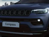 Usado Jeep Compass Summit 130 CV (95 kW) 2023 Gris SUV
