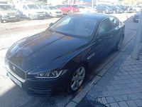 Usado Jaguar XE Pure 179 CV (131 kW) 2016 Negro Berlina