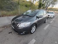 Usado Toyota Auris Active 90 CV (66 kW) 2011 Gris / plata Utilitario