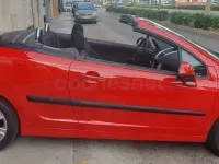 Usado Peugeot 207 CC Sport 110 CV (80 kW) 2007 Rojo Descapotable
