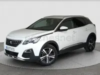 Usado Peugeot 3008 Allure 130 CV (95 kW) 2019 Blanco SUV