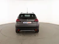 Usado Peugeot 2008 Allure 120 CV (88 kW) 2017 Gris SUV