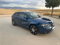 Usado Audi A3 Ambition 150 CV (110 kW) 2003 Azul Utilitario