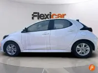 Usado Mazda 2 Exclusive-Line 90 CV (66 kW) 2023 Blanco Utilitario