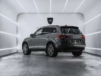 Usado VW Touareg Terrain Tech 262 CV (192 kW) 2017 Gris / plata SUV