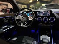 Usado Mercedes GLA200 150 HP (110 kW) 2021 Cinzento SUV