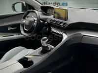 Usado Peugeot 3008 Allure 130 CV (95 kW) 2020 Blanco SUV