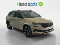 Usado Skoda Karoq SportLine 150 CV (110 kW) 2024 Gris/plata SUV