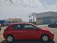 Usado Toyota Corolla Sol 116 CV (85 kW) 2004 Rojo Berlina