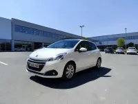 Usado Peugeot 208 Active 75 CV (55 kW) 2018 Utilitario