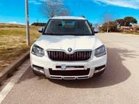 Usado Skoda Yeti Active 110 CV (80 kW) 2015 Blanco SUV