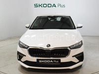 Usado Skoda Scala Essence 95 CV (69 kW) 2024 Blanco Utilitario