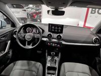 Usado Audi Q2 S-Line 150 CV (110 kW) 2024 Gris / plata SUV