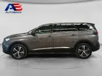 Usado Peugeot 5008 GT-line 130 CV (95 kW) 2020 Gris / plata SUV