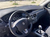 Usado Renault Laguna III Dynamique 130 CV (95 kW) 2008 Negro Berlina