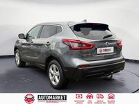 Usado Nissan Qashqai N-Motion 140 CV (102 kW) 2019 Gris / plata SUV