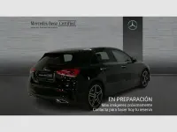 Usado Mercedes A180 116 CV (85 kW) 2022 Negro Berlina
