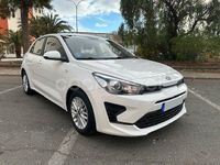 Usado Kia Rio 84 CV (61 kW) 2021 Blanco Berlina