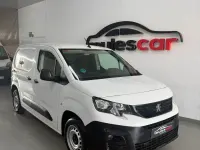 Usado Peugeot Partner 100 CV (73 kW) 2021 Blanco Monovolumen