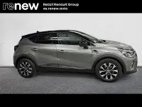 Usado Renault Captur Techno 140 CV (102 kW) 2023 Gris SUV