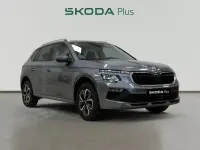 Usado Skoda Kamiq Selection 115 CV (84 kW) 2025 Gris SUV