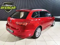 Usado Seat Leon Style 110 CV (80 kW) 2018 Rojo Familiar