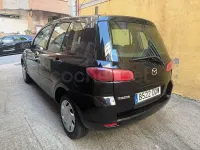 Usado Mazda 2 Active 75 CV (55 kW) 2005 Negro Utilitario