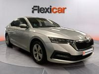 Usado Skoda Octavia Ambition 116 CV (85 kW) 2022 Gris Berlina