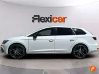 Usado Seat Leon ST FR 150 CV (110 kW) 2019 Blanco Familiar