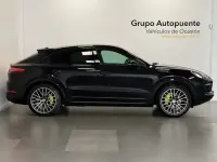 Usado Porsche Cayenne E-Hybrid 462 CV (339 kW) 2022 Negro SUV