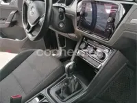 Usado VW Touran Advance 115 CV (84 kW) 2017 Negro Monovolumen