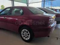 Usado Alfa Romeo 156 105 CV (77 kW) 1999 Granate Berlina