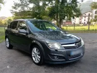 Usado Opel Astra Cosmo 140 CV (102 kW) 2008 Negro Berlina