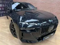 Usado BMW M760e Comfort Edition 571 CV (419 kW) 2025 Negro Berlina