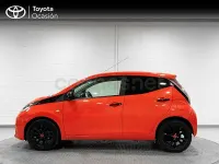 Usado Toyota Aygo X-cite 69 CV (50 kW) 2015 Naranja Utilitario