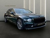 Usado Bentley Flying Spur 551 CV (405 kW) 2023 Verde Berlina