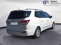 Usado Ssangyong (KGM) Rodius 155 CV (114 kW) 2014 Blanco Monovolumen