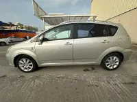 Usado Toyota Corolla Verso Sol 129 CV (94 kW) 2006 Gris / plata Monovolumen