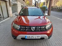 Usado Dacia Duster Comfort 100 CV (73 kW) 2022 Granate SUV