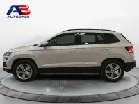 Usado Skoda Karoq Ambition 150 CV (110 kW) 2021 Blanco SUV