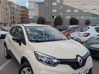Usado Renault Captur Intens 90 CV (66 kW) 2018 Beige SUV