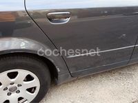 Usado Audi A4 130 CV (95 kW) 2003 Gris / plata Berlina