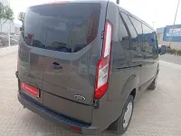 Usado Ford Transit Custom Nugget 150 CV (110 kW) 2023 Gris / plata Monovolumen