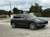 Usado Porsche Cayenne 400 CV (294 kW) 2011 Marrón SUV