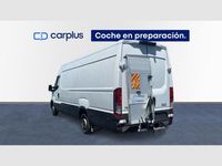 Usado Iveco Daily 136 CV (100 kW) 2020 Ic 194 blanco sólido Monovolumen