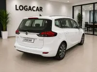 Usado Opel Zafira Tourer Selective 136 CV (100 kW) 2014 Blanco Monovolumen
