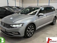 Usado VW Passat Executive 150 CV (110 kW) 2022 Gris Familiar