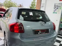 Usado Toyota Corolla Active 101 CV (74 kW) 2010 Azul Berlina