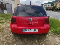 Usado VW Golf IV Highline 115 CV (84 kW) 2000 Rojo Berlina