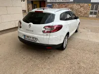 Usado Renault Mégane GrandTour Business 110 CV (80 kW) 2015 Blanco Familiar